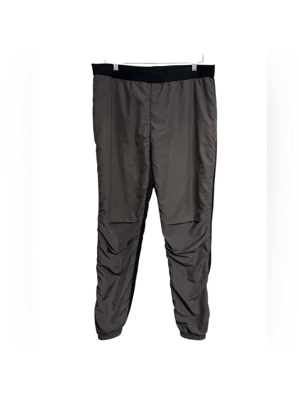 MEC Lined Black and Grey Pants W/Zipper Reflective Bottoms Size Large